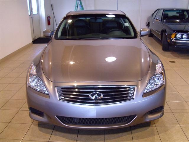 2008 Infiniti G37 SW2