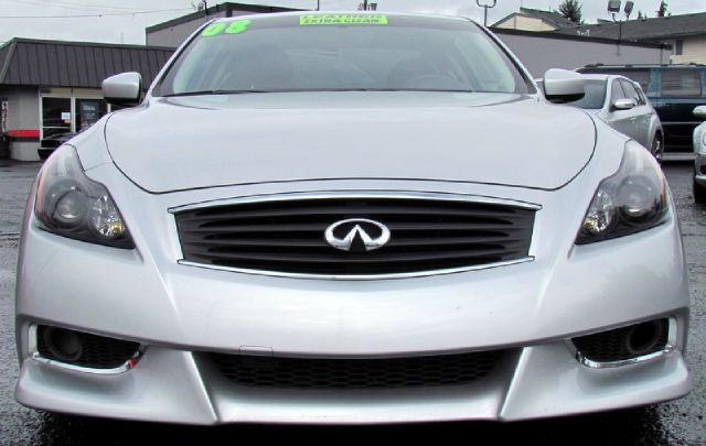 2008 Infiniti G37 2007 Mazda Mazda3