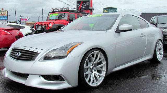 2008 Infiniti G37 2007 Mazda Mazda3