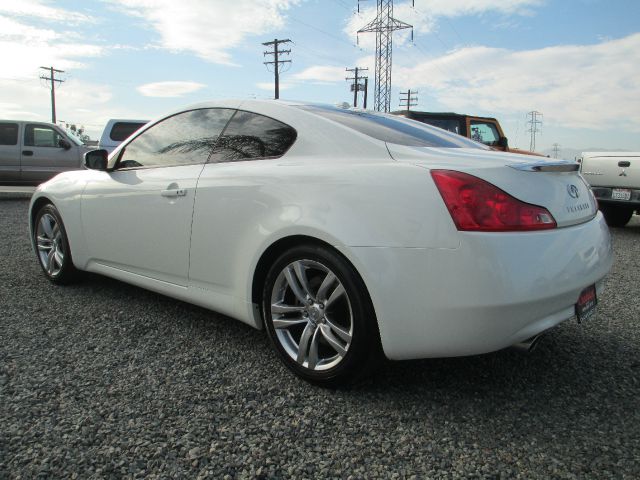 2008 Infiniti G37 4dr 114 WB 4.6L 4WD