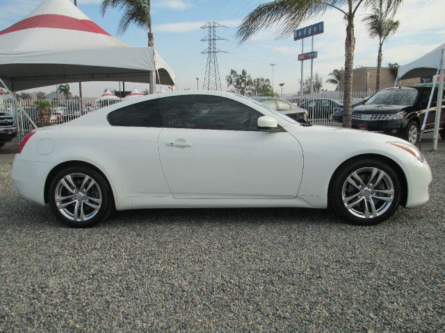 2008 Infiniti G37 4dr 114 WB 4.6L 4WD