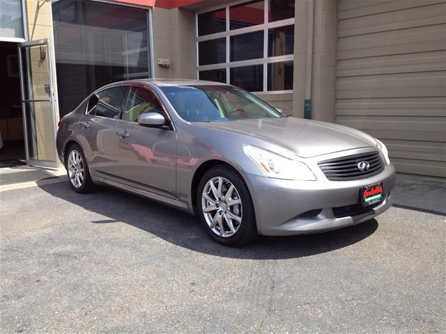 2009 Infiniti G37 323ci Rtible