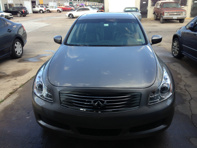 2009 Infiniti G37 Ram 3500 Quad Cab
