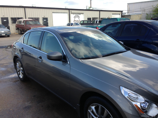 2009 Infiniti G37 Ram 3500 Quad Cab