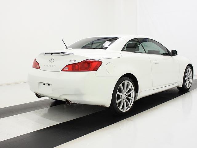 2009 Infiniti G37 Base