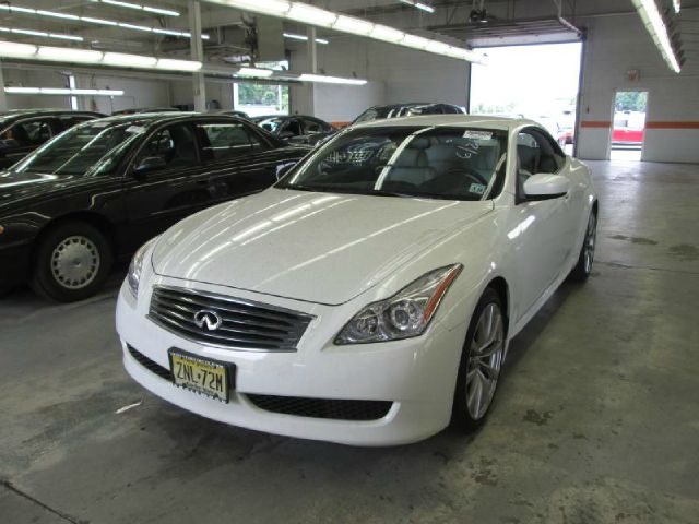 2009 Infiniti G37 Crew-short-slt-hemi-4wd-20 INCH Rims-1 Owner