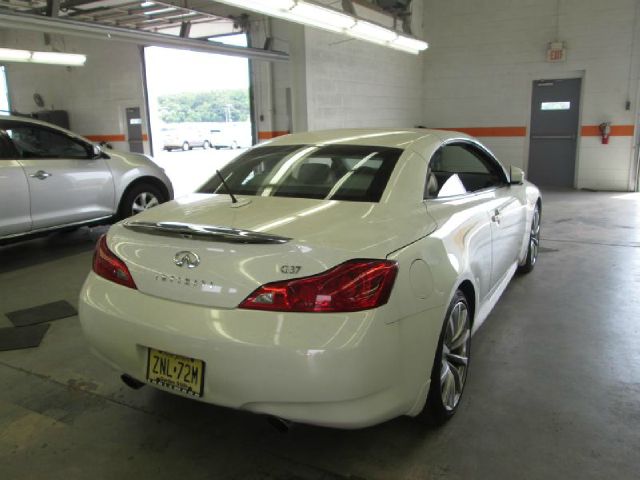 2009 Infiniti G37 Crew-short-slt-hemi-4wd-20 INCH Rims-1 Owner