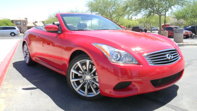 2009 Infiniti G37 2006 Nissan SE