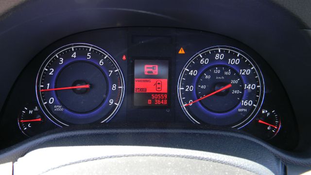 2009 Infiniti G37 2006 Nissan SE