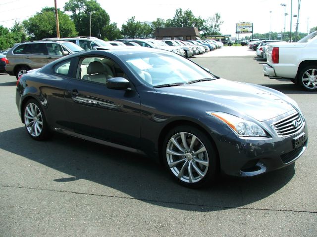 2009 Infiniti G37 GL I4 Manual
