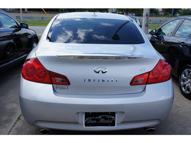 2009 Infiniti G37 Unknown