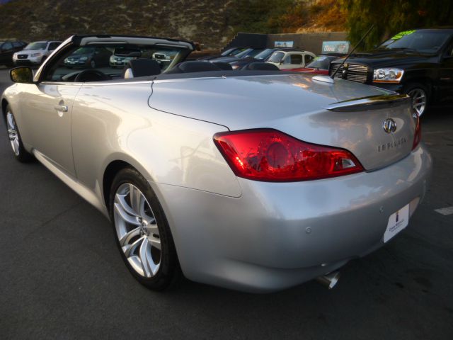 2010 Infiniti G37 FWD 4dr Sport