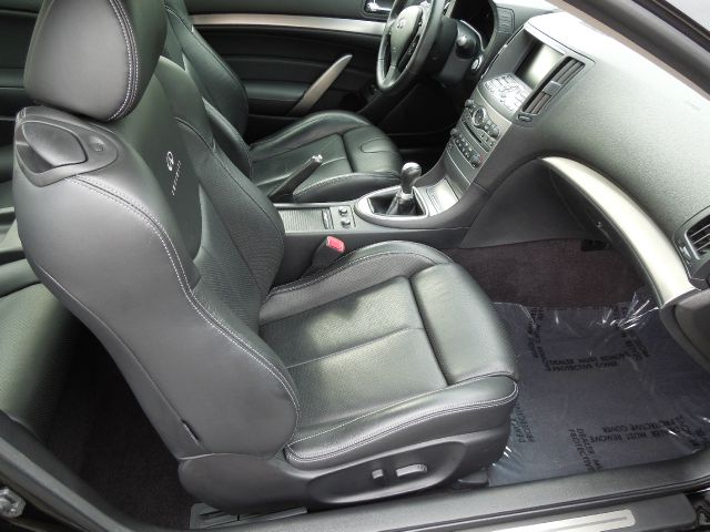 2010 Infiniti G37 GL I4 Manual