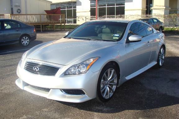 2010 Infiniti G37 2006 Nissan SE