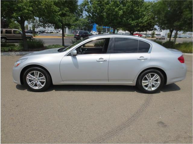 2010 Infiniti G37 I-hatchback