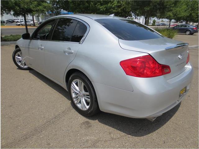 2010 Infiniti G37 I-hatchback