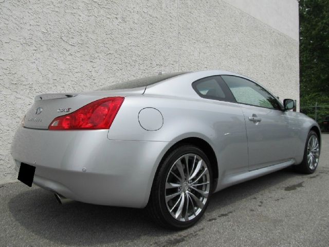 2011 Infiniti G37 GL I4 Manual