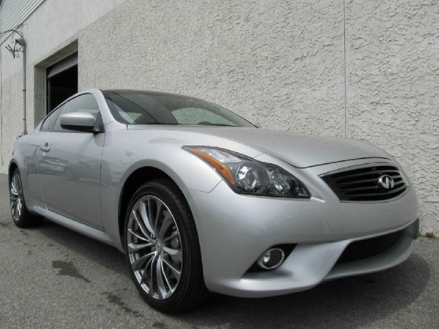 2011 Infiniti G37 GL I4 Manual