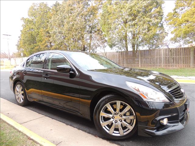 2011 Infiniti G37 GL I4 Manual