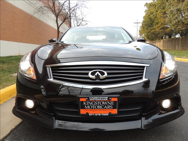 2011 Infiniti G37 GL I4 Manual