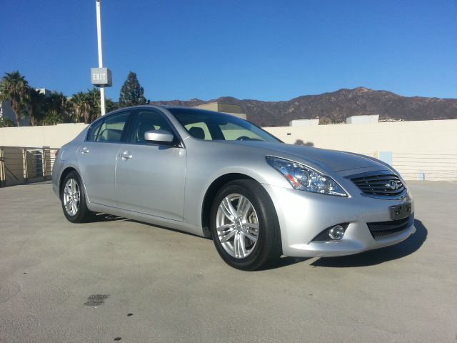 2013 Infiniti G37 ES V6 Special Edition
