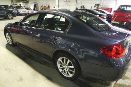 2009 Infiniti G37x S Cabriolet 2D