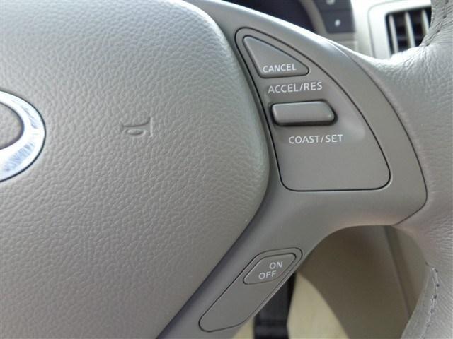 2009 Infiniti G37x SW2