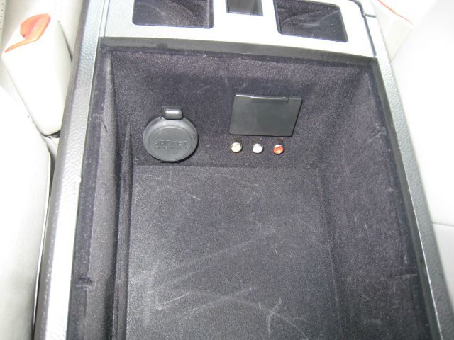 2009 Infiniti G37x S Cabriolet 2D