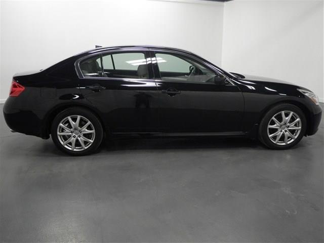 2009 Infiniti G37x SW2