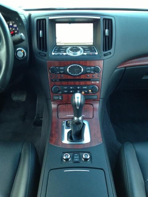 2009 Infiniti G37x S Cabriolet 2D