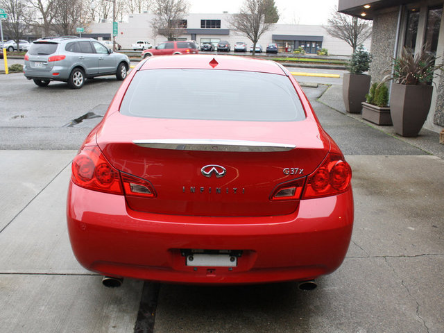 2009 Infiniti G37x Base