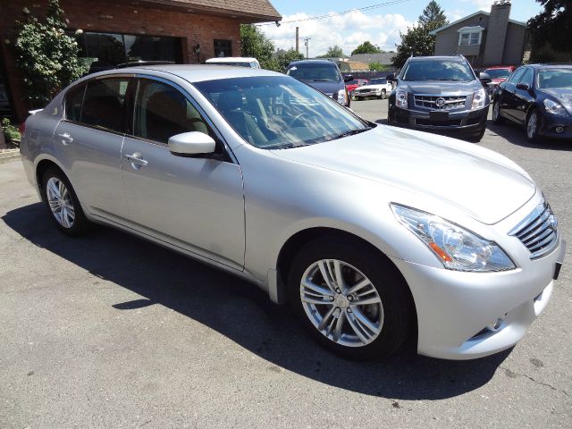 2010 Infiniti G37x EX - DUAL Power Doors