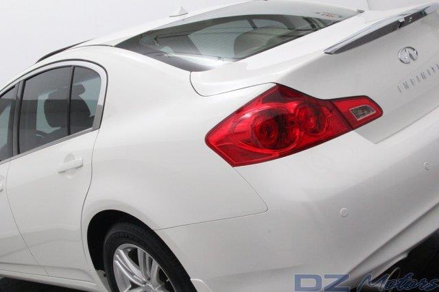 2011 Infiniti G37x SW2