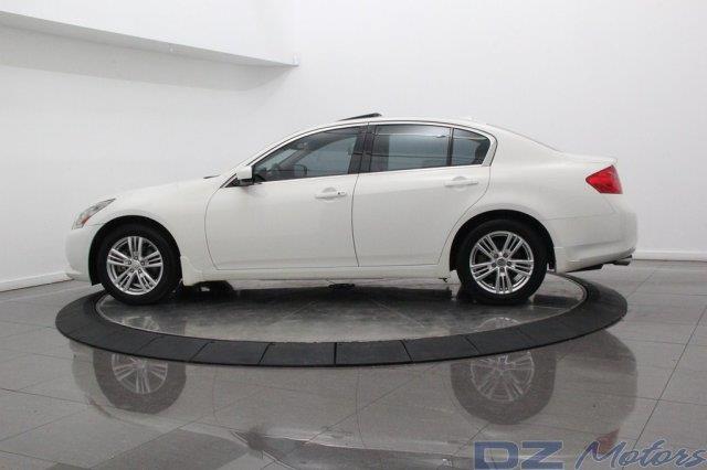 2011 Infiniti G37x SW2