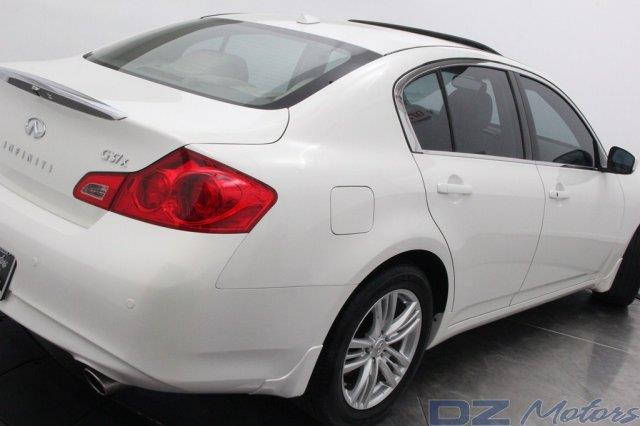 2011 Infiniti G37x SW2