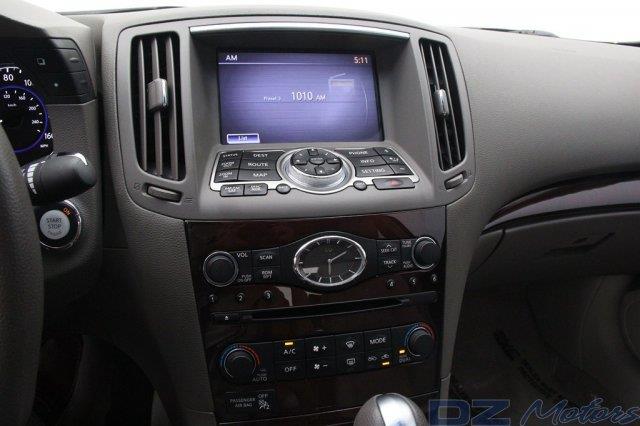 2011 Infiniti G37x SW2