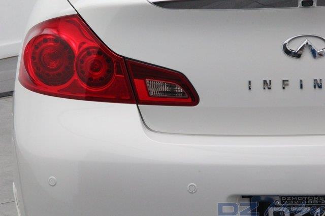 2011 Infiniti G37x SW2