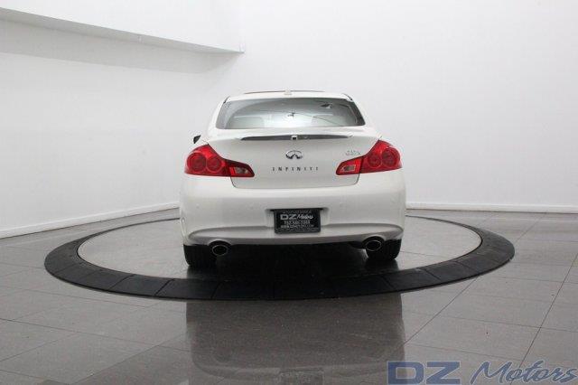 2011 Infiniti G37x SW2