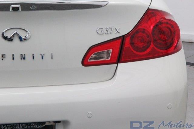 2011 Infiniti G37x SW2