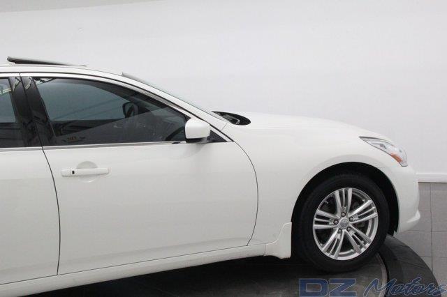2011 Infiniti G37x SW2