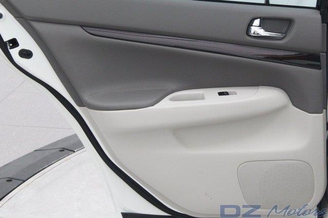 2011 Infiniti G37x SW2