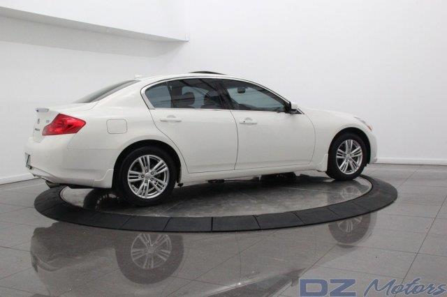 2011 Infiniti G37x SW2