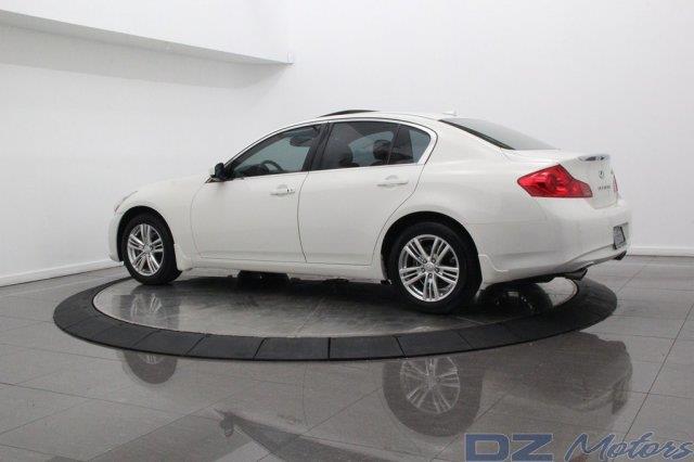 2011 Infiniti G37x SW2