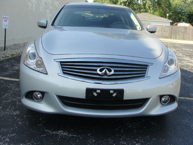 2012 Infiniti G37x CREW CAB RTL W/leather
