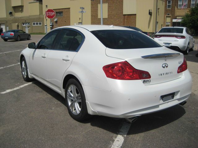 2012 Infiniti G37x CREW CAB RTL W/leather