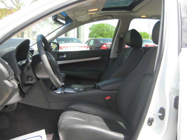 2012 Infiniti G37x CREW CAB RTL W/leather