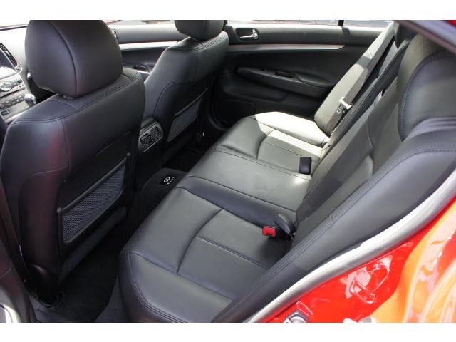 2012 Infiniti G37x SW2