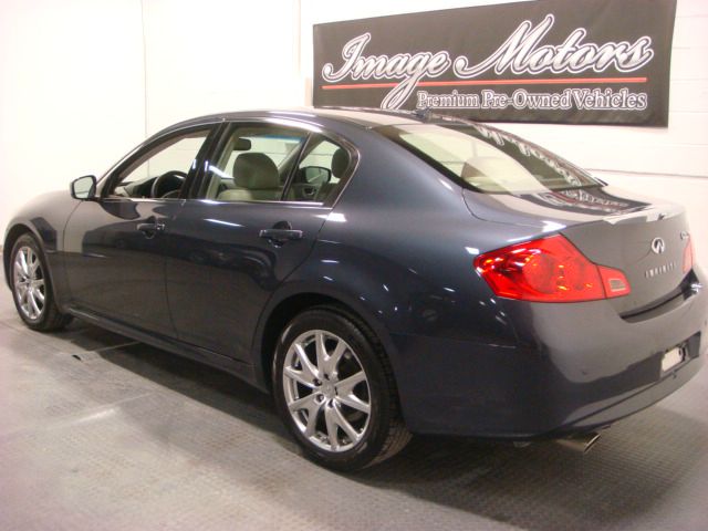 2012 Infiniti G37x 4X2 LE