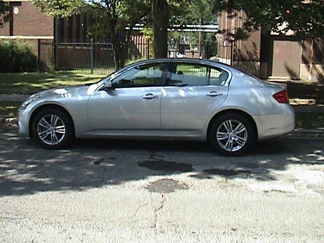 2012 Infiniti G37x CREW CAB RTL W/leather