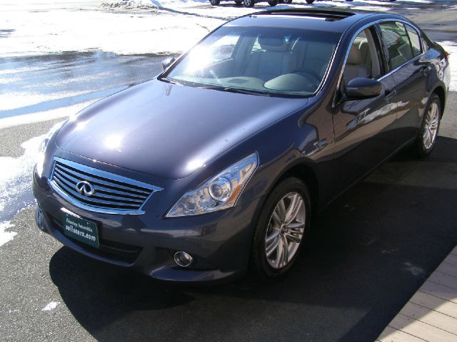 2012 Infiniti G37x CREW CAB RTL W/leather